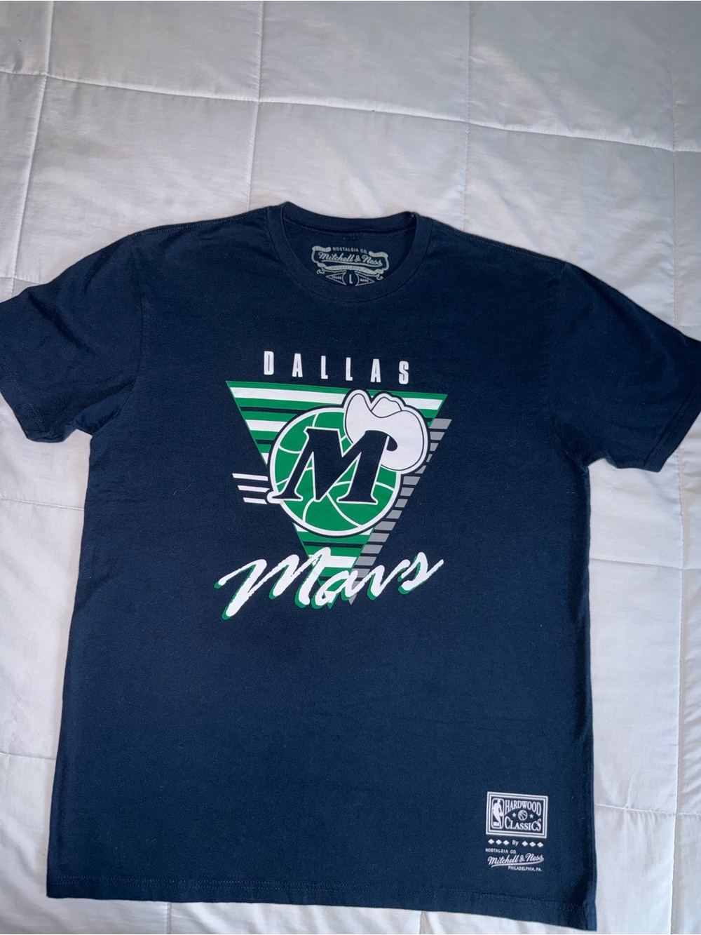 Dallas Mavericks Navy Graphic Tee -Hardwood Classics - Large
